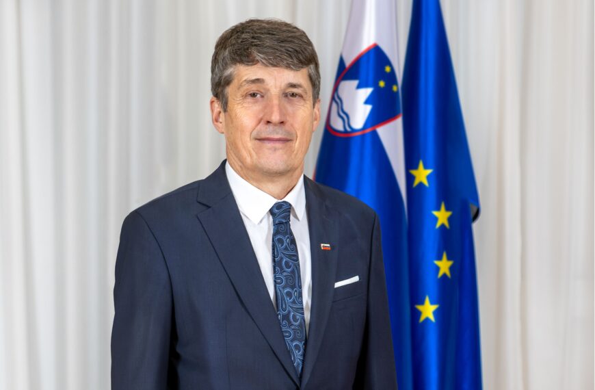 Minister Sajovic